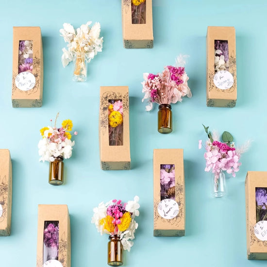 Kunstharz.Art bath & body Mini Dried Flower Bouquet - In Glass Vase - Handmade in Germany - Kunstharz.Art