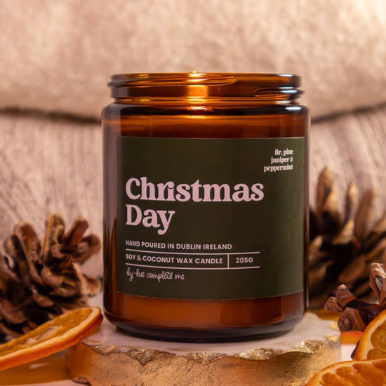 Hue Complete Me Candles Hue Complete Me – Christmas Day Candle – Soy Wax & Hand-Poured in Dublin – 40 hours