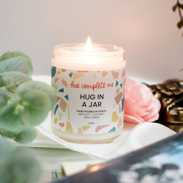 Hue Complete Me Candles Hug in a Jar Candle in Glass Jar - 220g/40 hours