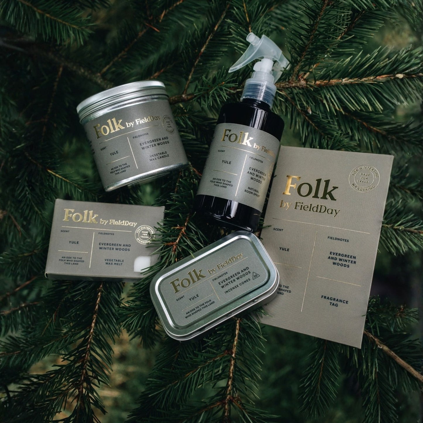 FieldDay Candles Yule Folk Tin Candle 220g/40hrs - Evergreen & Winter Woods - FieldDay