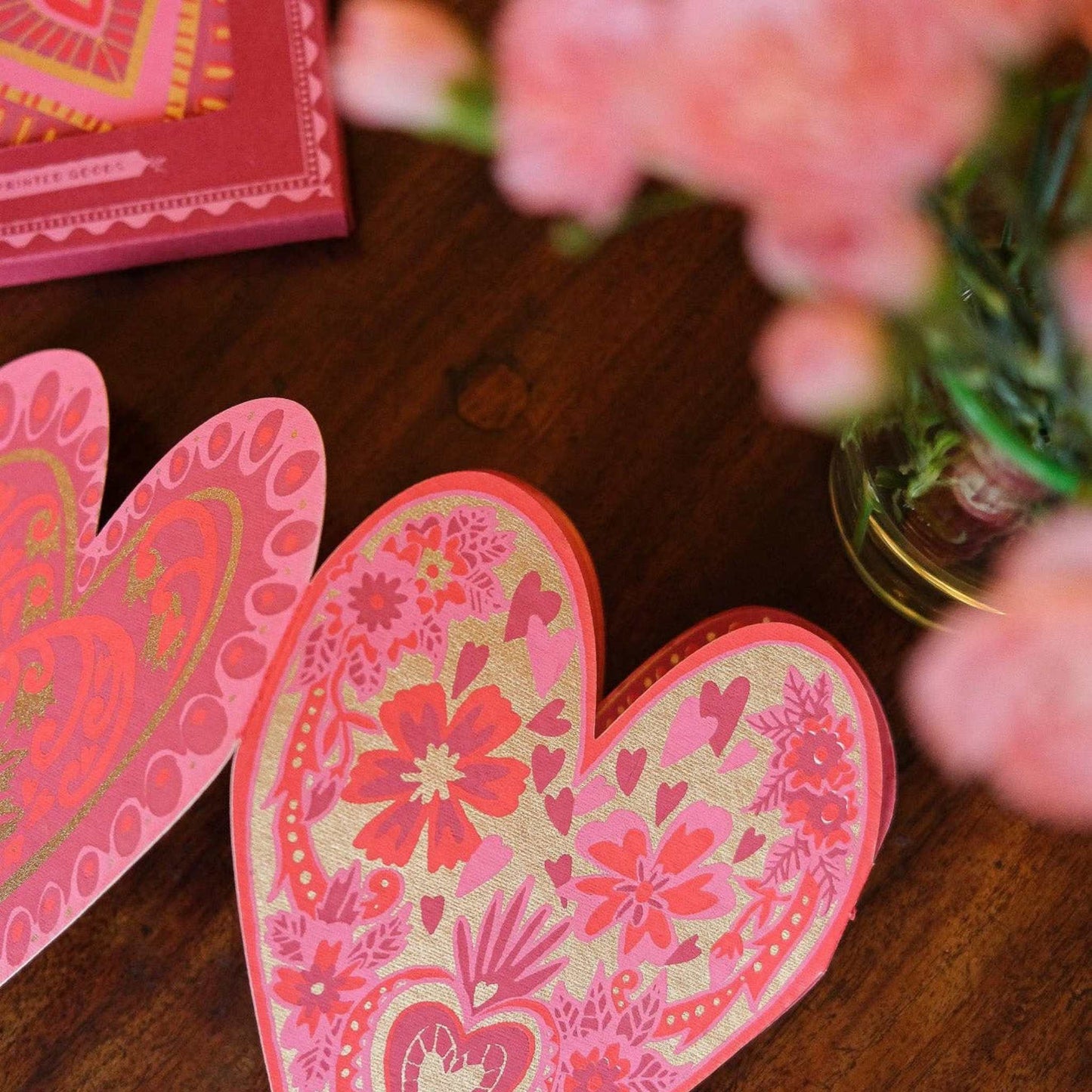 East End Press Decoration Hearts Concertina Garland - Recycled Cotton Paper