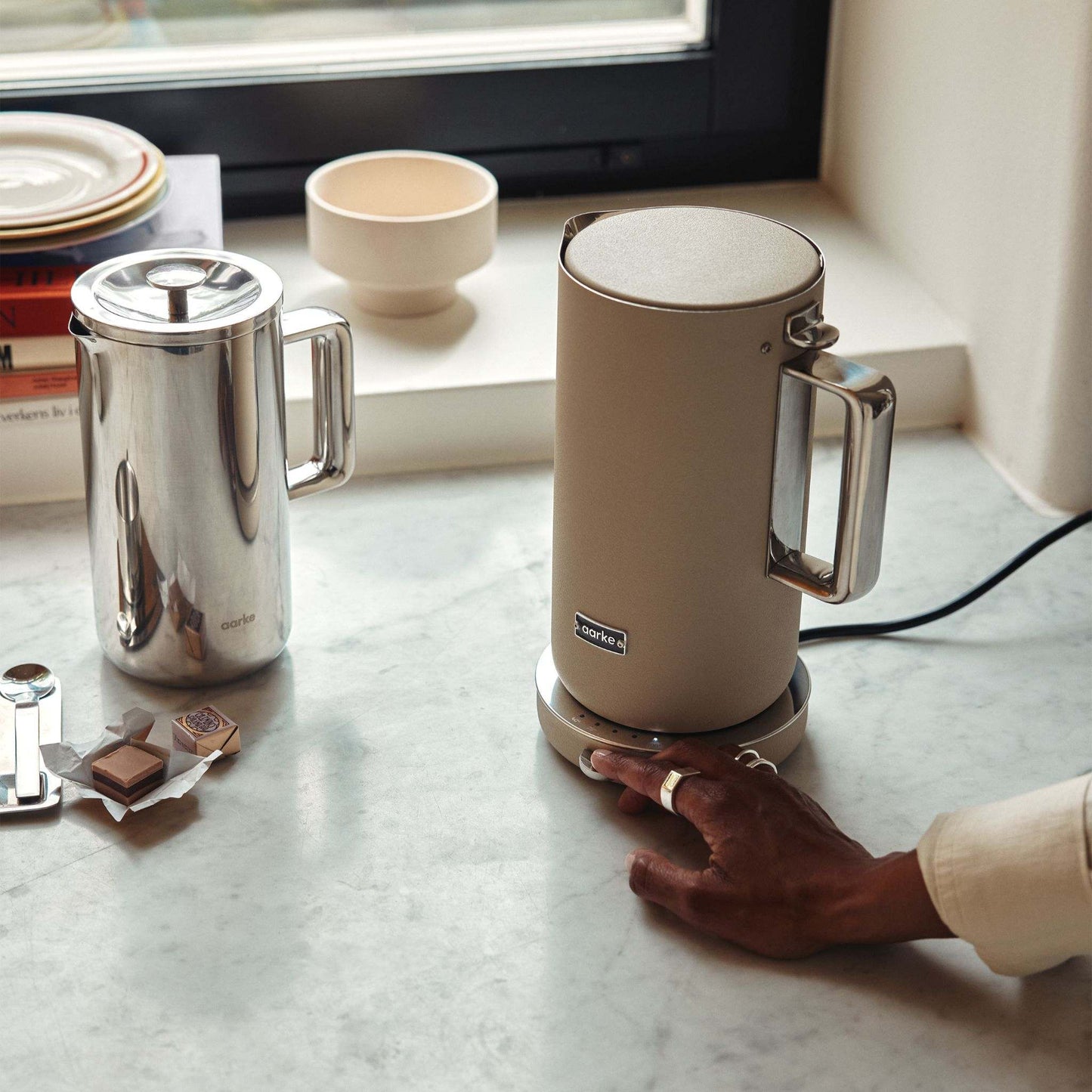 Aarke Electric Kettles Aarke Temperature Control Kettle - Sand - Double-Walled - Five Temperature Settings - 1.2L