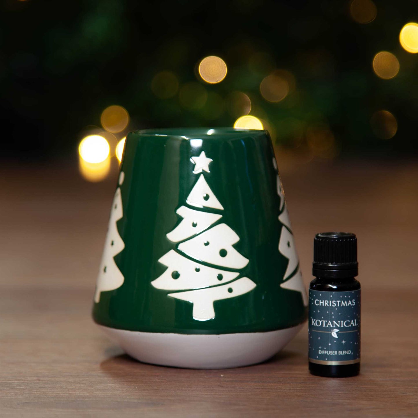 Puckator Home Fragrance Accessories Christmas Tree Green Glaze Relief Stoneware Oil Burner