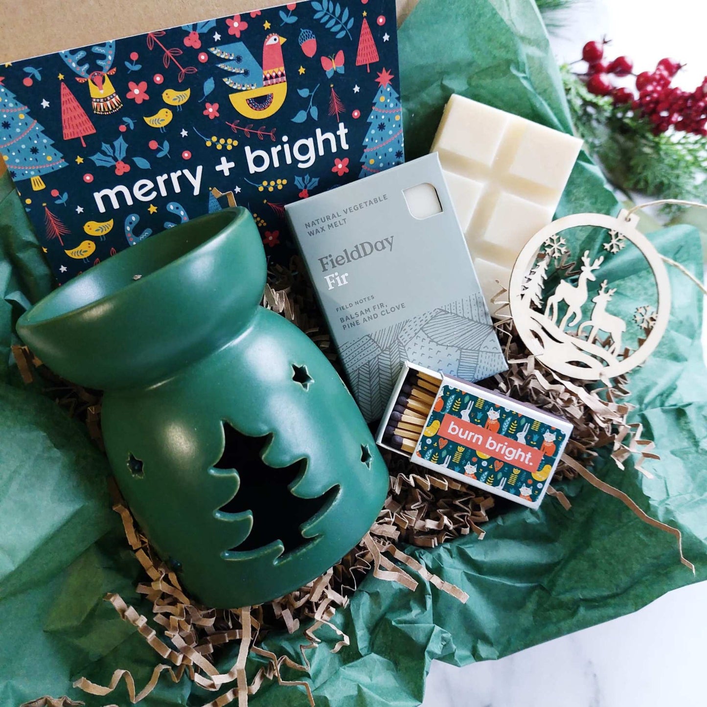 Faerly Home Fragrance Green Tree Burner & 1 Wax Melts Winter Wax Melts & Burner Gift Set