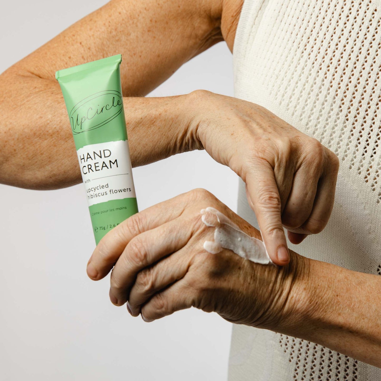 UpCircle Skincare Hand Cream with Upcycled Hibiscus Flowers 75g - Upcircle