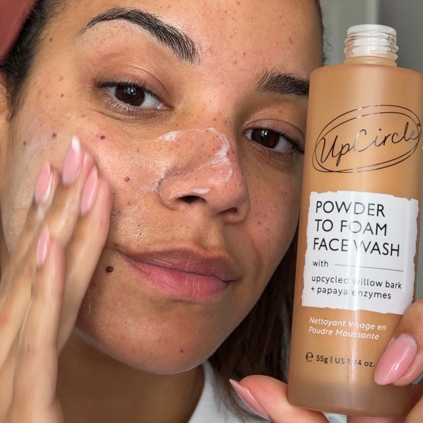 UpCircle Skincare Powder to Foam Face Wash with Willow Bark + Papaya Enzymes 55g - UpCircle