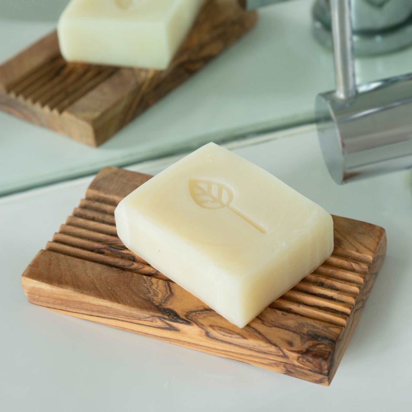 Load image into Gallery viewer, ecoLiving Soap Dishes Olive Wood Soap Dish - Rectangle with Grooves
