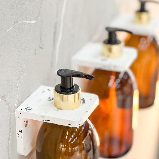 Little Pots Bottles Stylic Refillable Soap Dispenser + Eco Wall bracket - 500ml - Little Pots